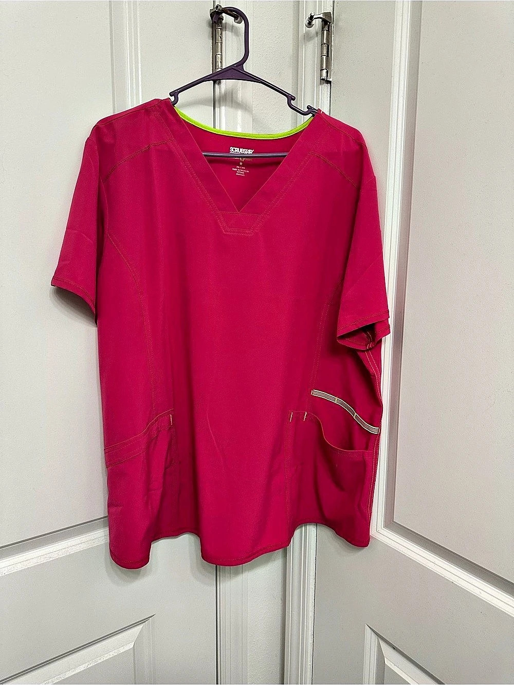 Scrubstar Women's Ethical Fabric Stretch V-Neck Top Pink 2XL Like New